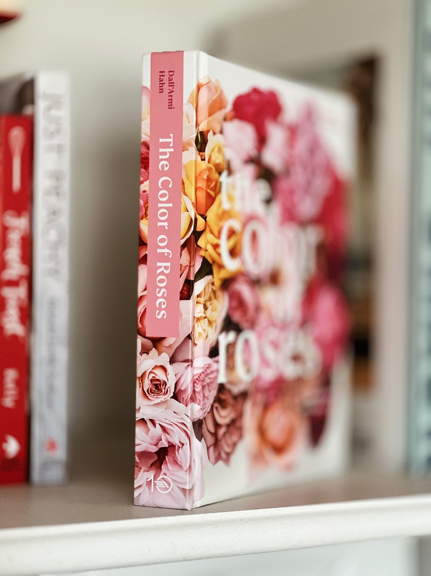 Livro The Color of Roses: A Curated Spectrum of 300 Blooms